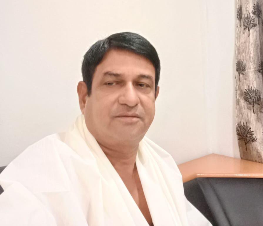 DR. BRSINGH GURUJI